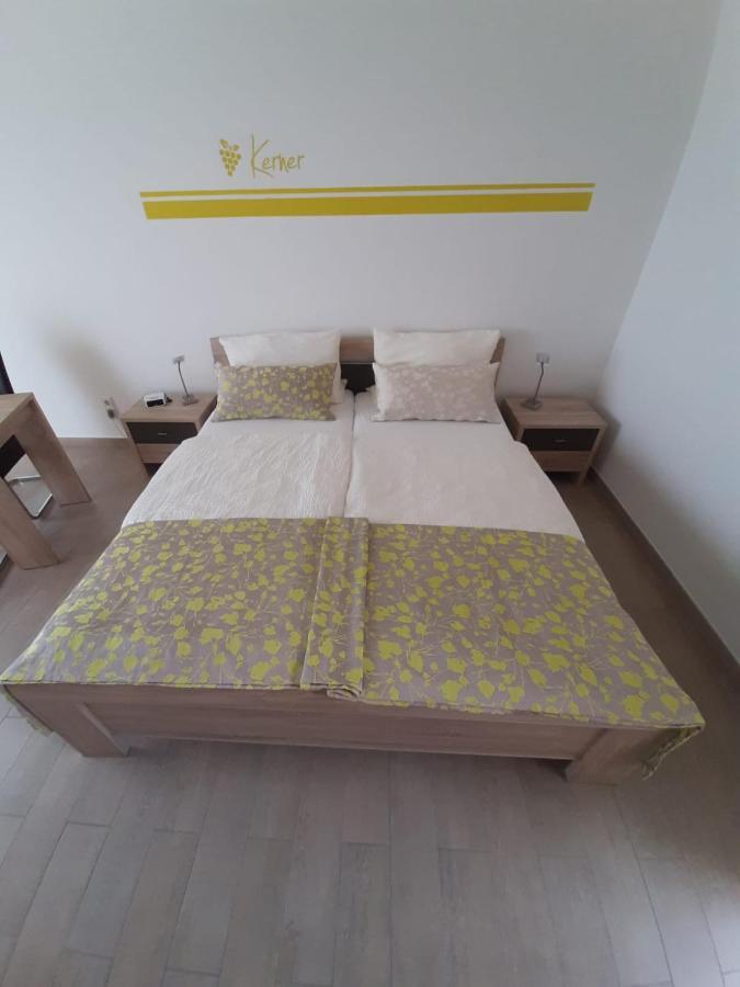 Casa La Vino Apartment ไลเวน ภายนอก รูปภาพ