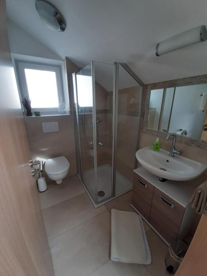 Casa La Vino Apartment ไลเวน ภายนอก รูปภาพ